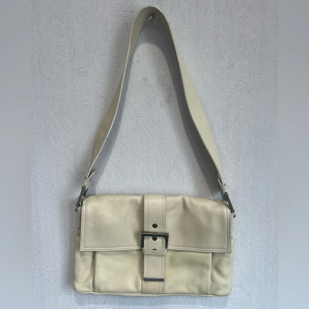 Frances Cobiasia Classic Leather Cream Shoulder Hobo Buckle Bag Made in Italy